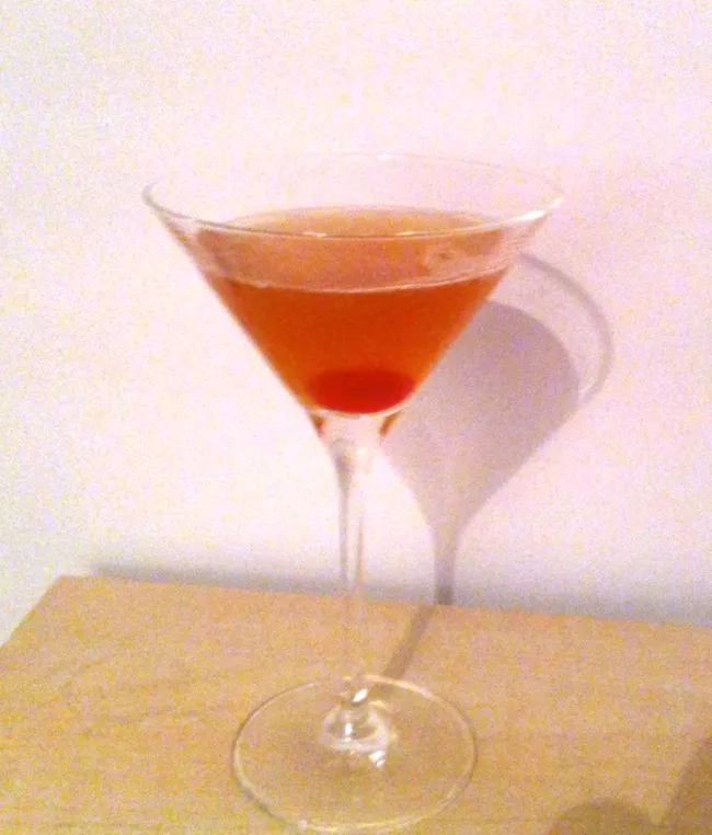 Elderflower Manhattan - finished cocktail Elderflower Manhattan - finished cocktail